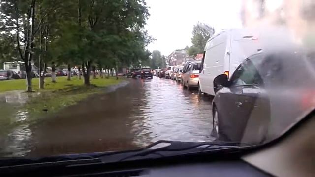 30 мая 2013 в Ярославле прошёл дождик смотреть онлайн