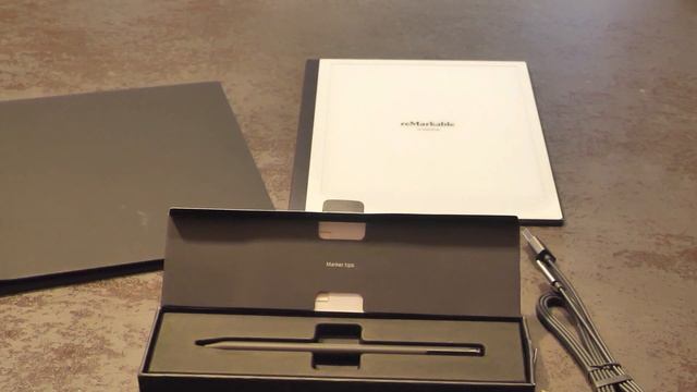 Unboxing ReMarkable 2