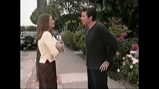 Дерек побежал за Мэг 677