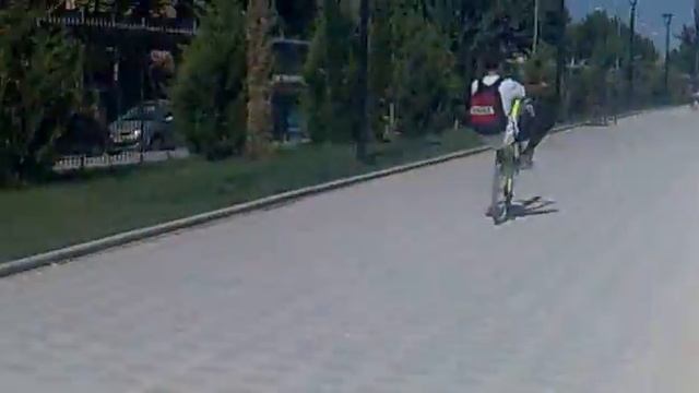 Caida de santi en el parque europa torrejon смотреть онлайн