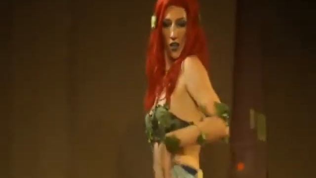 Poison Ivy can dance! смотреть онлайн