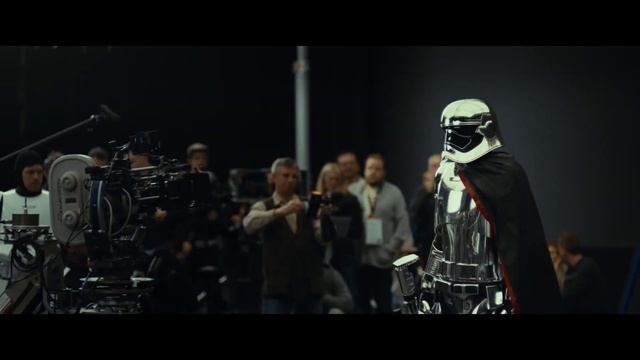 Star Wars: The Last Jedi - Behind The Scenes | official featurette (2017) смотреть онлайн