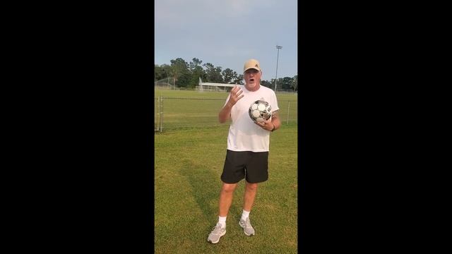 Select Tempo TB Soccer Ball Compared to Adidas, Nike, Molten and Puma смотреть онлайн
