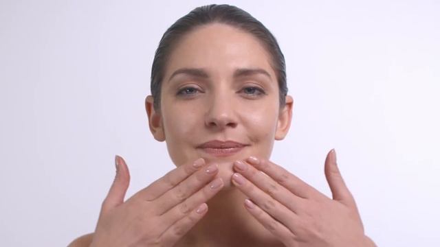 Eau Thermale Avène - How to apply Hydrance Light SPF20 смотреть онлайн