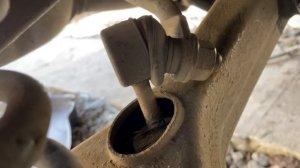 Замена нижних поперечных развальных рычагов задней подвески хюндай соната yf