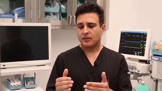 Natural Facial Serum - MD Results by Dr Gill - Essence Serum смотреть онлайн