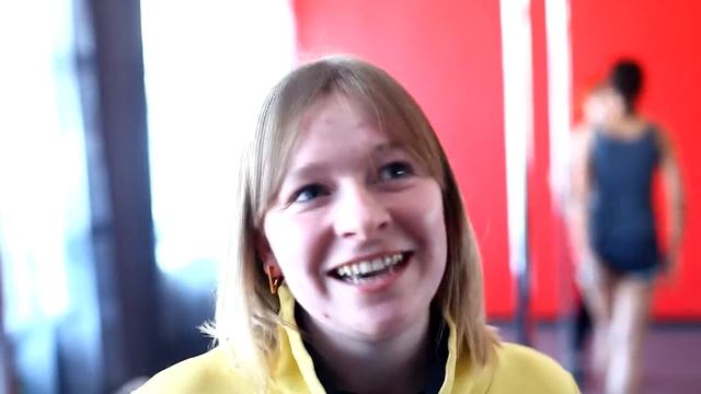 Интервью в школе танца Spice смотреть онлайн