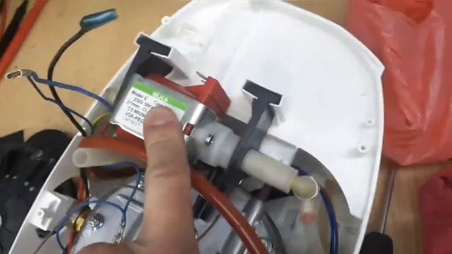 Ремонт парогениратора DeLonhi Stirella Dual Vap смотреть онлайн