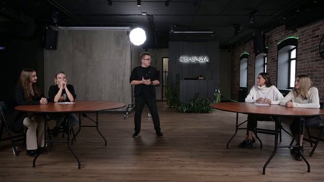 Квиз "На ночь глядя" от Артемия и Анжелики Скрипченко смотреть онлайн