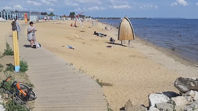 Камское море. Солнце, море, пляж. смотреть онлайн