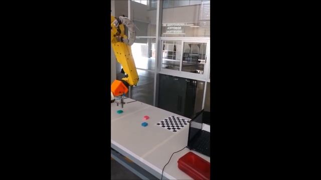 Interfaz Matlab-Fanuc Karel 2 смотреть онлайн