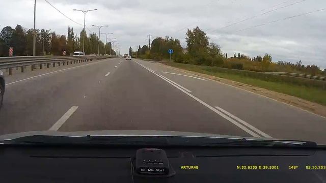 SHO ME G 1000 SIGNATURE vs КОРДОН М4 в лоб, режим Трасса, сигнат вкл, прошивка 24 07 18 смотреть онлайн