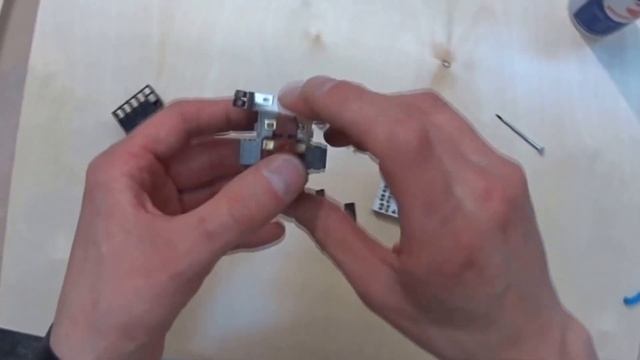 Disassembling Contactor SIEMENS SIRIUS 3RT1016-2AF02 смотреть онлайн