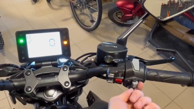 ПЕРВЫЙ В РОССИИ! ОБЗОР НА ZONTES ZT125-U! НОВЫЙ МОТОЦИКЛ! #moto #motorcycle #мотоцикл #zontes смотреть онлайн