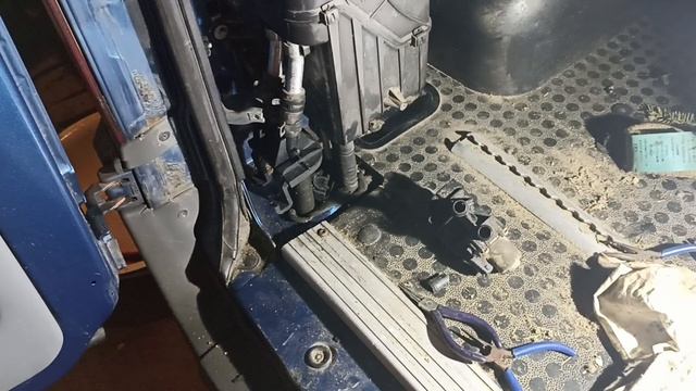 Форд Транзит треснул кран печки