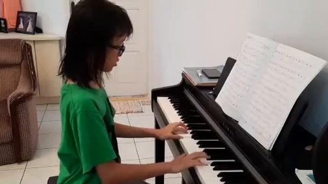 AURIN KAMBERLY, ROCKSCHOOL PIANO DEBUT VIDEO EXAM смотреть онлайн