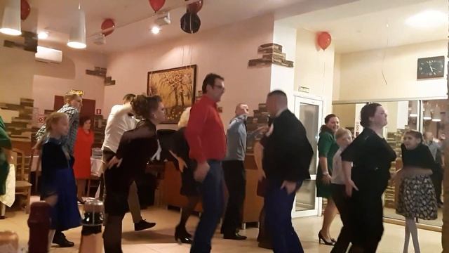 Флешмоб Skibidi. Сюрприз на свадьбе от гостей смотреть онлайн