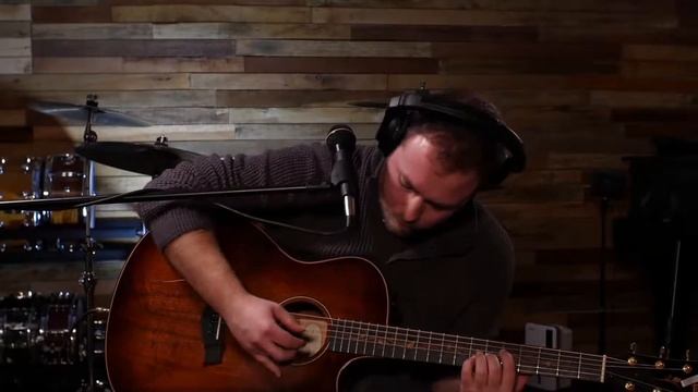Zack Fletcher of Moths in the Attic Live at Bigfoot Studio смотреть онлайн