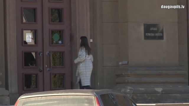 Самоуправление поддерживает Даугавпилсский университет в стремлении сохранить свой статус смотреть онлайн