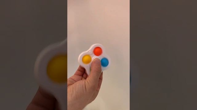 Спиннер Симпл-Димпл антистресс, белый, 4 цвета смотреть онлайн