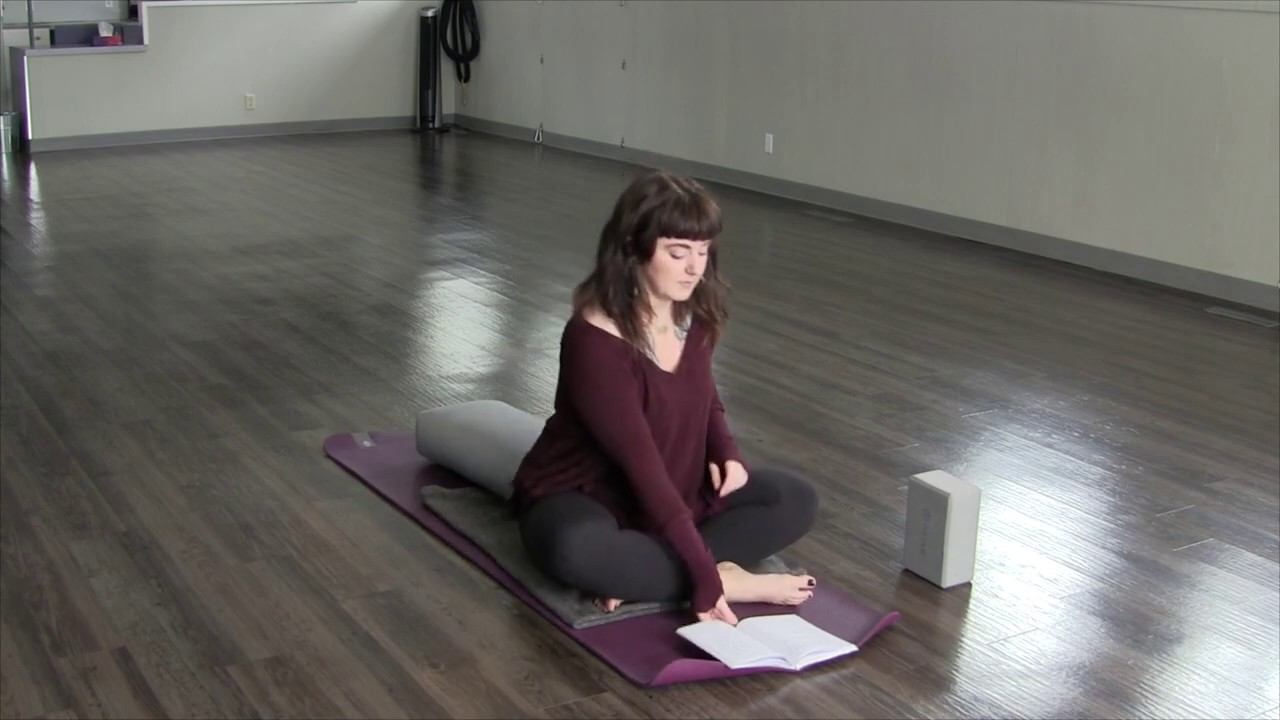 Yin yoga ~ Anahata/Heart Chakra Class смотреть онлайн