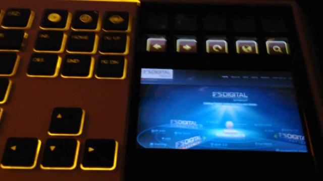 Quick Hands On: Razer SWTOR Keyboard dynamic programmable keys & multitouch LED screen смотреть онлайн