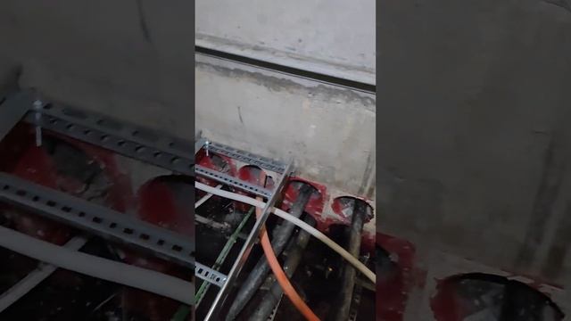 #работа#стройка#лестница#провода#грунтовые воды#подвал смотреть онлайн