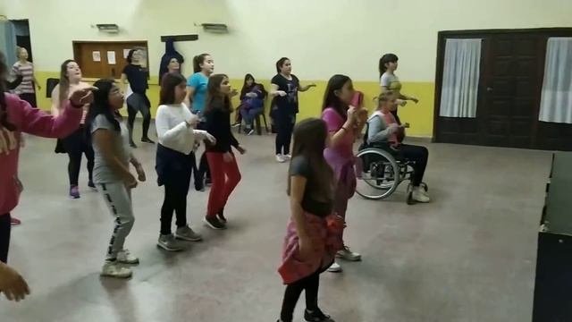 Otro trago.. coreo de Agatha y Manu ... смотреть онлайн