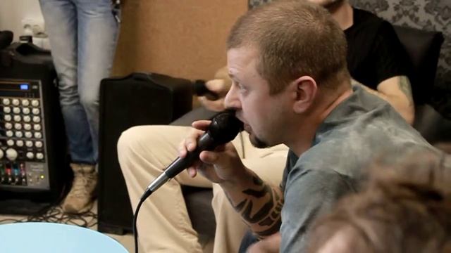 Отрывок встречи с рок-группой "Пилот" 9 марта 2012.MOV смотреть онлайн