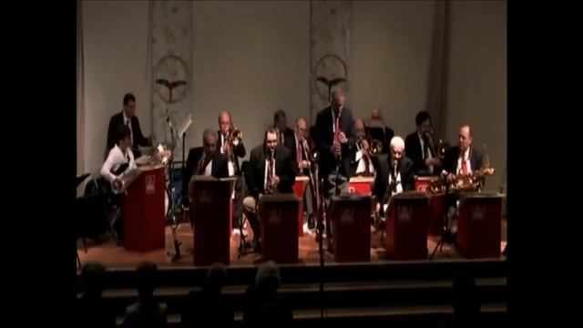 RRB big band: Jersey Bounce смотреть онлайн