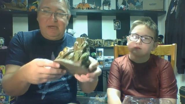 Funko Pop Town Yoda's Hut смотреть онлайн