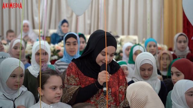 Hadidja - Bismillah 2022 смотреть онлайн