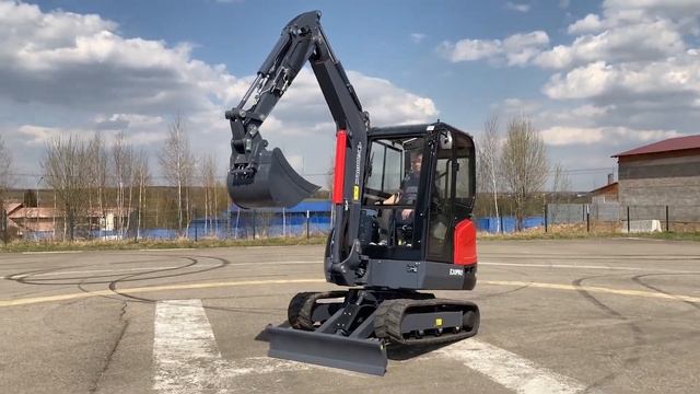 Мини экскаватор QUADTRAC E30PRO копание, планировка, демонтаж смотреть онлайн