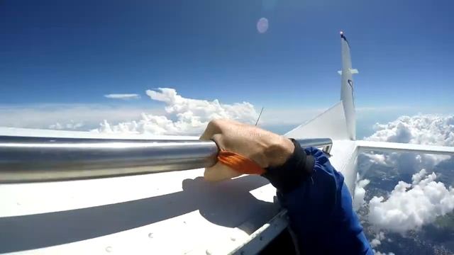 Skydive Sebastian - Thamara's Skydive смотреть онлайн