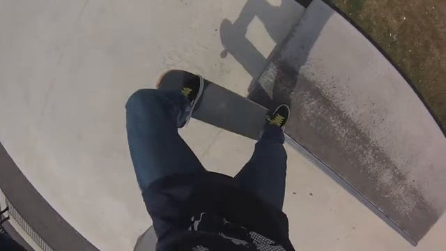 Go Pro Test @marc santi skatepark смотреть онлайн
