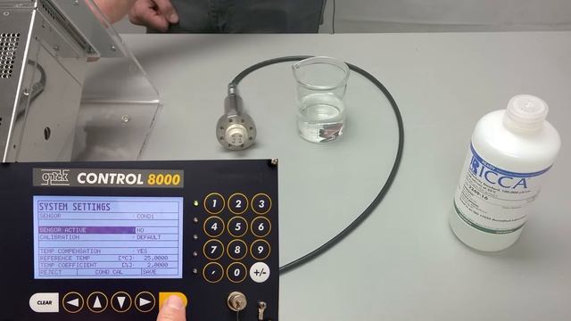 Calibrating an optek ACF / ACS Series Conductivity Sensor with a C8000 смотреть онлайн