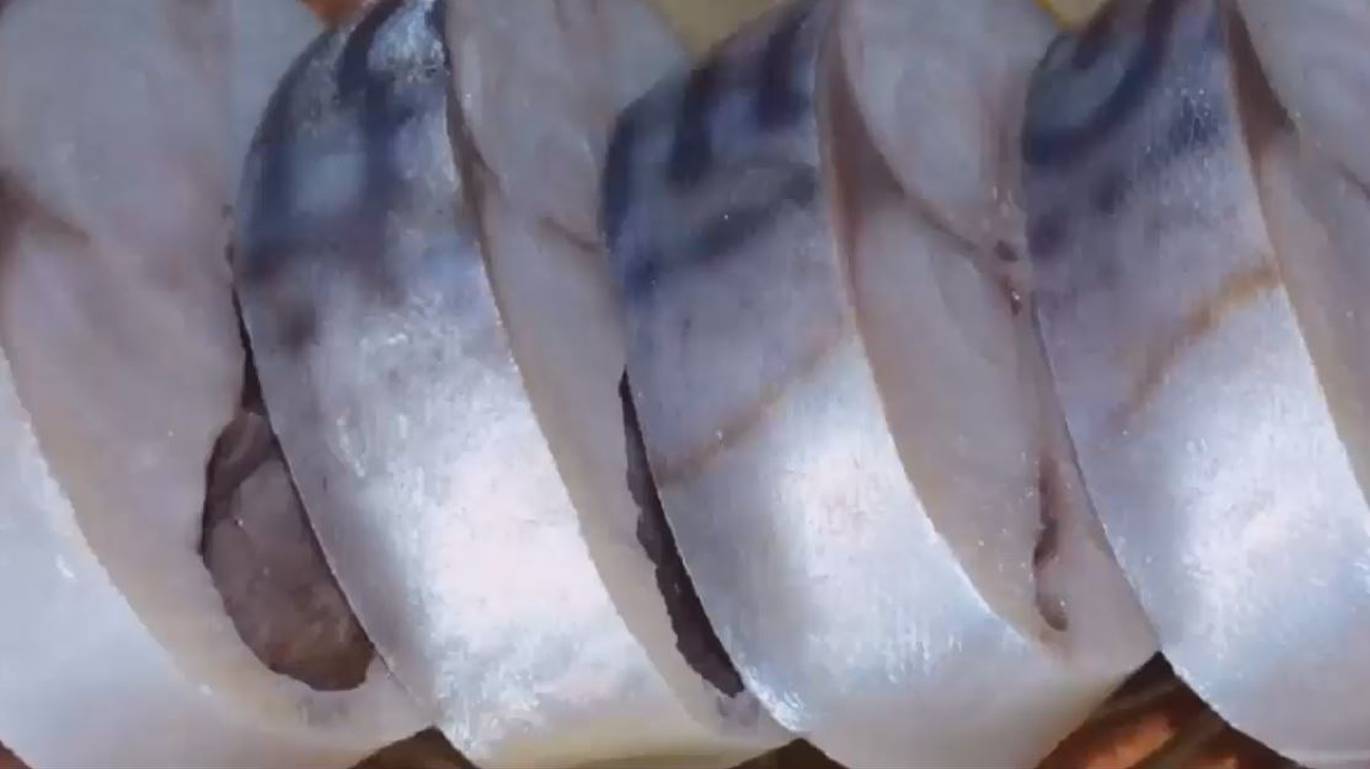 Теперь я буду солить рыбку только 🔥Вкуснятина!Малосольная Скумбрия сухого посола домашний рецепт. смотреть онлайн