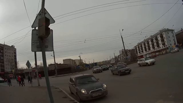 Место высадки и мотороллер смотреть онлайн