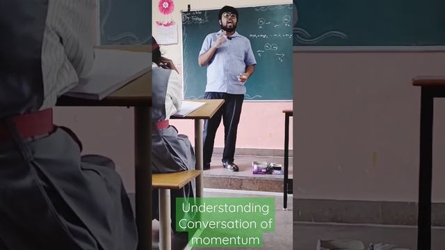 Understanding Momentum of conversation using Newton's craddle смотреть онлайн