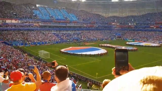 Около футбола уругвай-россия смотреть онлайн