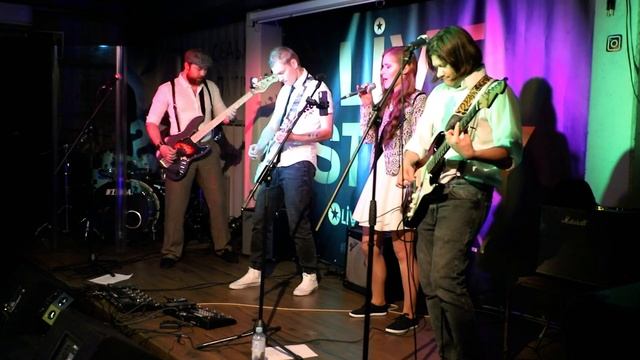 Синапс - Дыши (концерт в клубе Live Story 18.06.2022) смотреть онлайн
