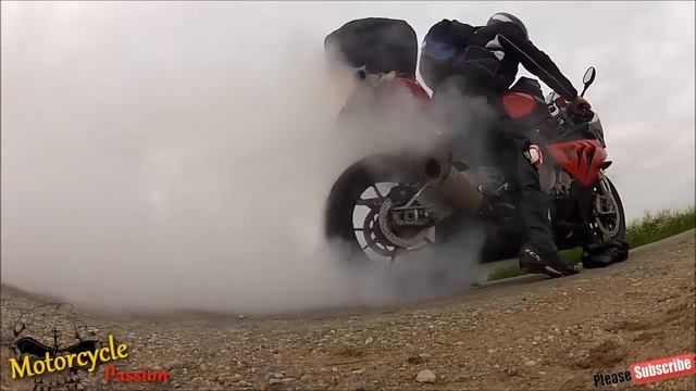 Best of Bikers 2016! Burnouts, Wheelies, loud exhausts sound! Superbikes Everywhere! смотреть онлайн