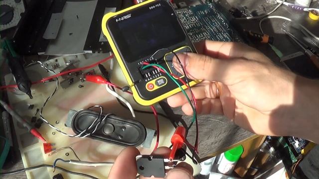 MAC Audio MP2000 хрипит один канал смотреть онлайн