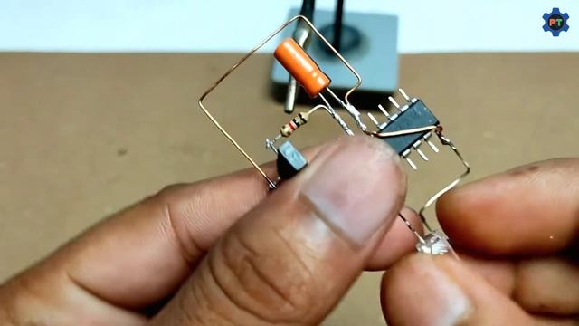 Wireless Remote On-Off Switch | How To Make Remote Control On Off Switch смотреть онлайн