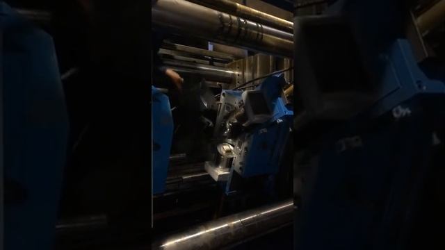 PVC PIPE FITTING PRODUCTION/45 degree type/Fitting mold/PVC injection molding machine/supplier смотреть онлайн