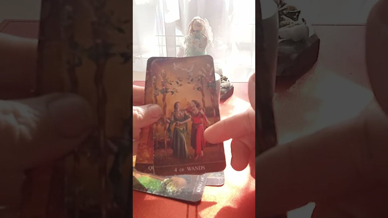 🎭Мысли загаданного человека о вас⁉️🧐 смотреть онлайн