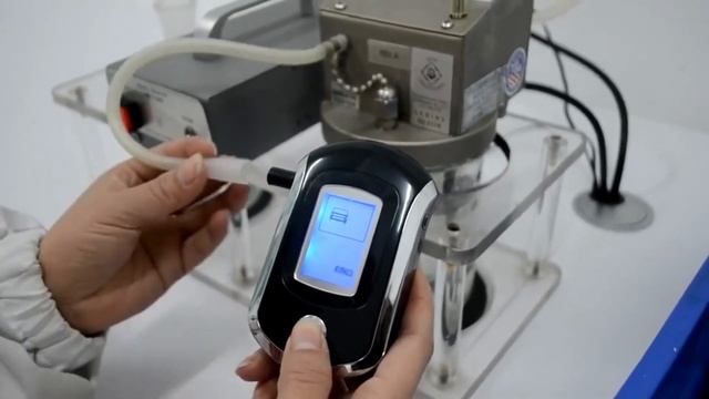 friCARE Professional Alcohol Tester AT6000 With Tester High Accuracy Semiconductor Sensor смотреть онлайн
