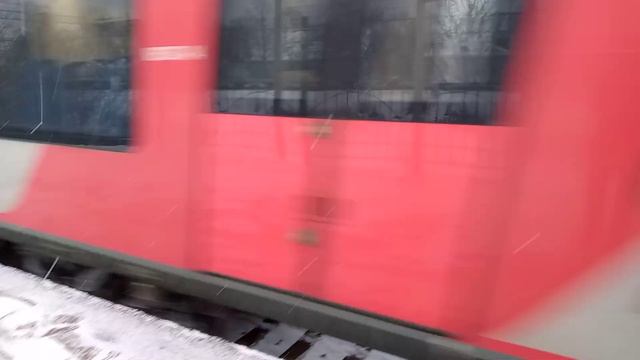Электровоз эп2к-??? с Пассажирским поездом и Двойной Электропоезд Ласточка эс2г-024+эс2г-020 Саблин смотреть онлайн