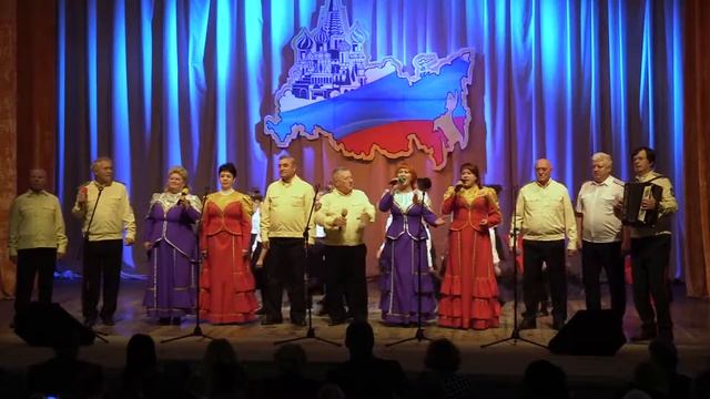 Флешмоб "Голоса Крыма" ко Дню народного единства. ПГТ Черноморское смотреть онлайн