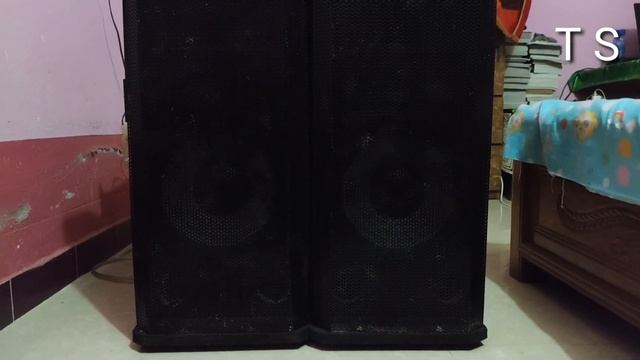 12 inch speaker 3 inch voice coil.Sound test.300 watt speaker. смотреть онлайн